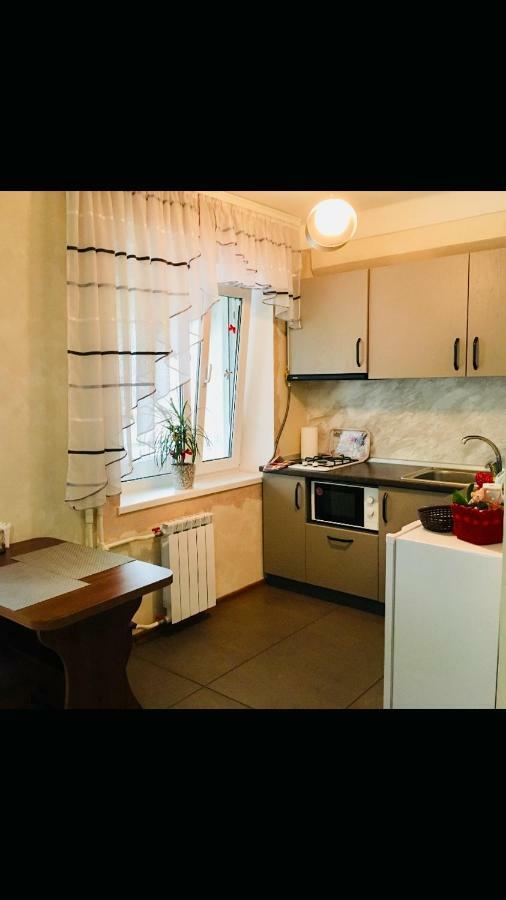 Апартаменты Peremohy Avenue 17 Киев Экстерьер фото